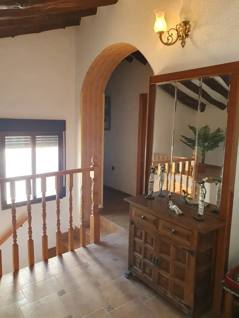 Casa adosada en venda en Tobarra amb Aire condicionat, Moblat i Rentadora