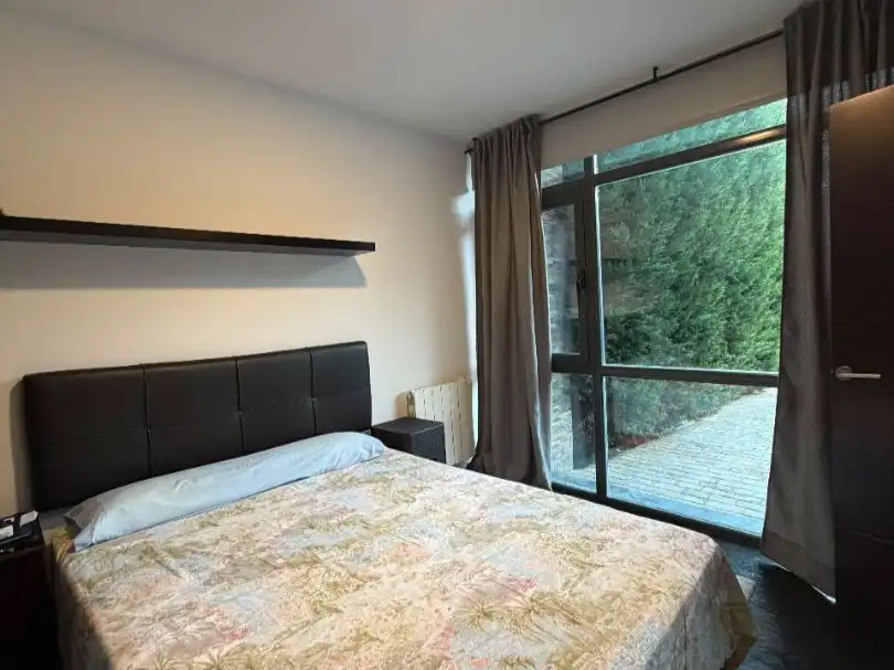 Houses for sale in Calle Cardiel, 1, Aldeamayor de San Martín Bedroom of Houses for sale in Aldeamayor de San Martín with Air Conditioner, Terrace and Swimming Pool