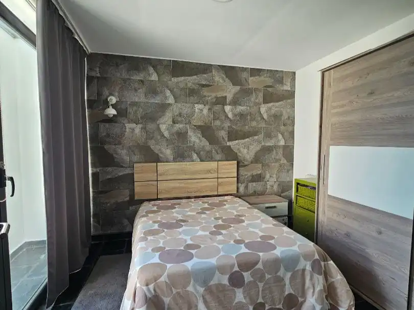 Houses for sale in Calle Cardiel, 1, Aldeamayor de San Martín Bedroom of Houses for sale in Aldeamayor de San Martín with Air Conditioner, Terrace and Swimming Pool