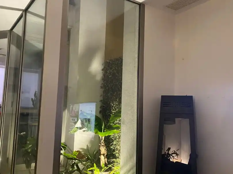 Einfamilien-Reihenhaus zum Verkauf in Calle Hiedra, 15, Núcleo Urbano Einfamilien-Reihenhaus zum Verkauf in La Pobla de Vallbona mit Klimaanlage, Terrasse und Balkon