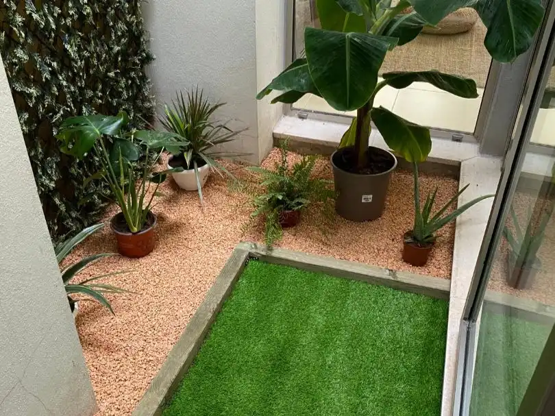 Einfamilien-Reihenhaus zum Verkauf in Calle Hiedra, 15, Núcleo Urbano Terrasse von Einfamilien-Reihenhaus zum Verkauf in La Pobla de Vallbona mit Klimaanlage, Terrasse und Balkon