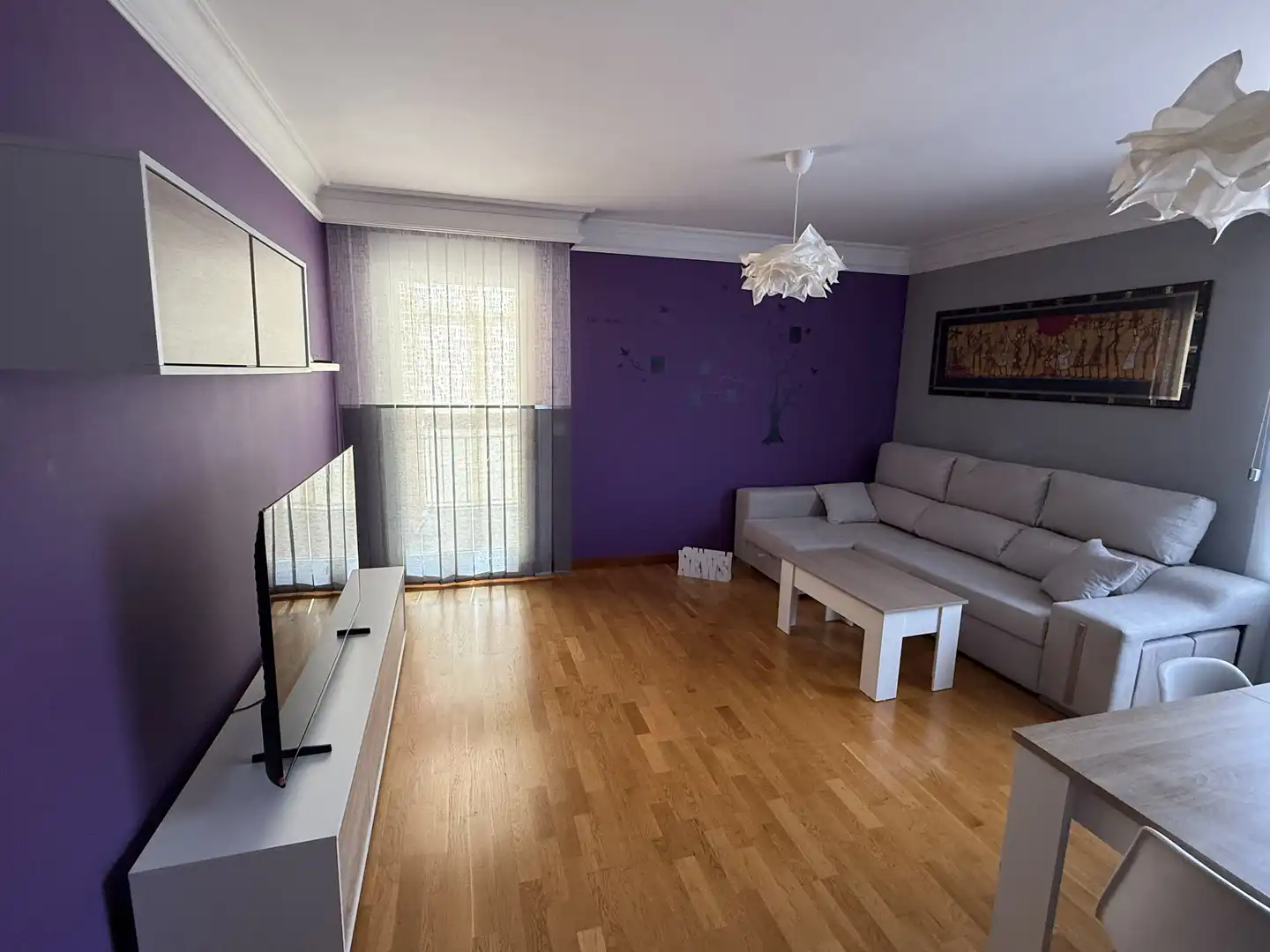 Piso de alquiler en Calle de Castilla y León, 5, Hervencias Altas - El Pinar Sala de estar de Piso de alquiler en Ávila con Calefacción, Jardín privado y Parquet