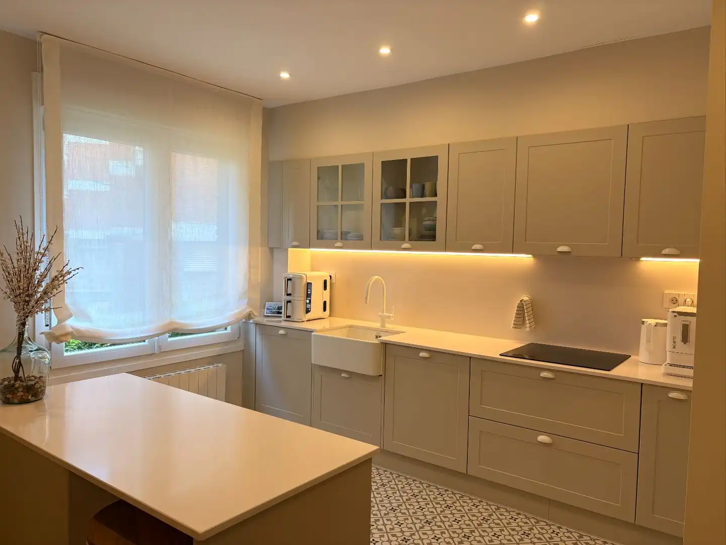 Kitchen of Flat for sale in Getxo   with Balcony