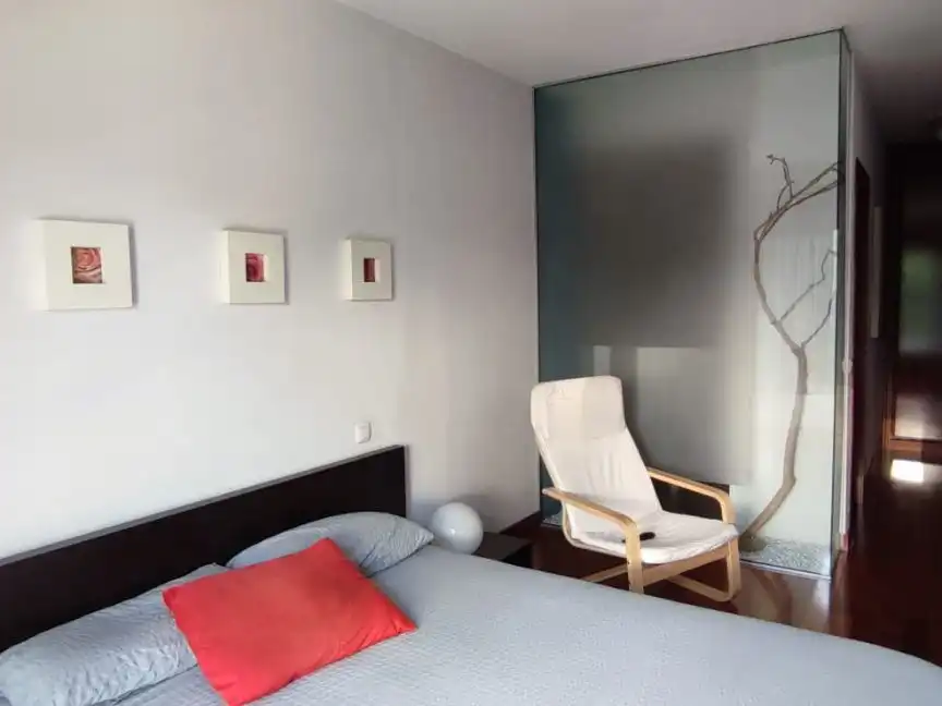Piso en venta en Calle Salvador Monsalud, Schamann - Rehoyas