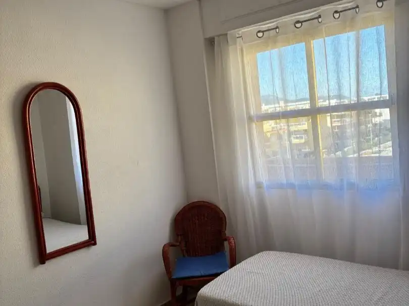 Piso de alquiler en Avinguda Borrons, 6, Xeraco Habitación de Piso de alquiler en Xeraco con Terraza, Piscina y Amueblado