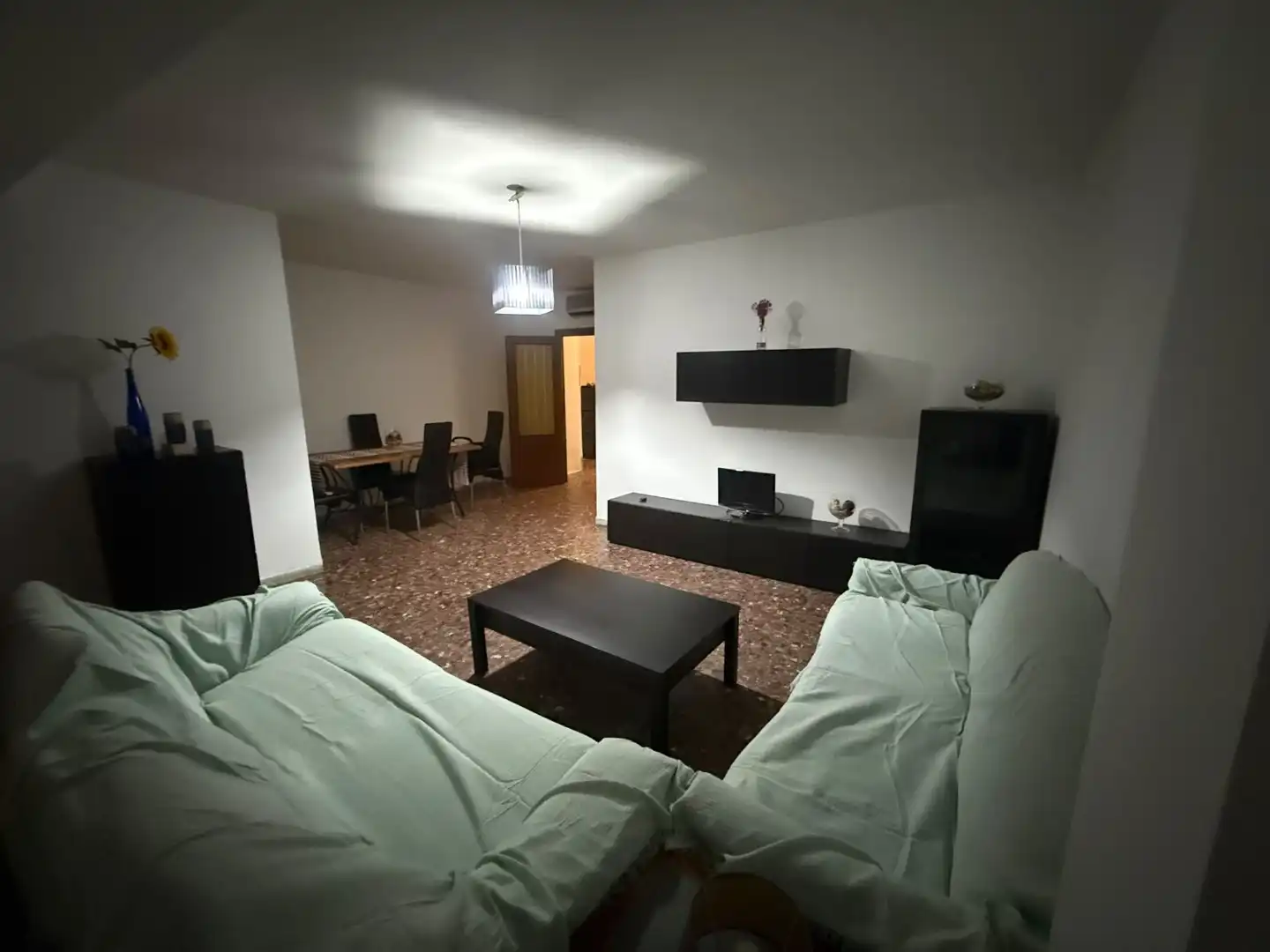 Piso en venta en Calle de la Reina, 31, Centro Sala de estar de Piso en venta en Almería con Aire acondicionado