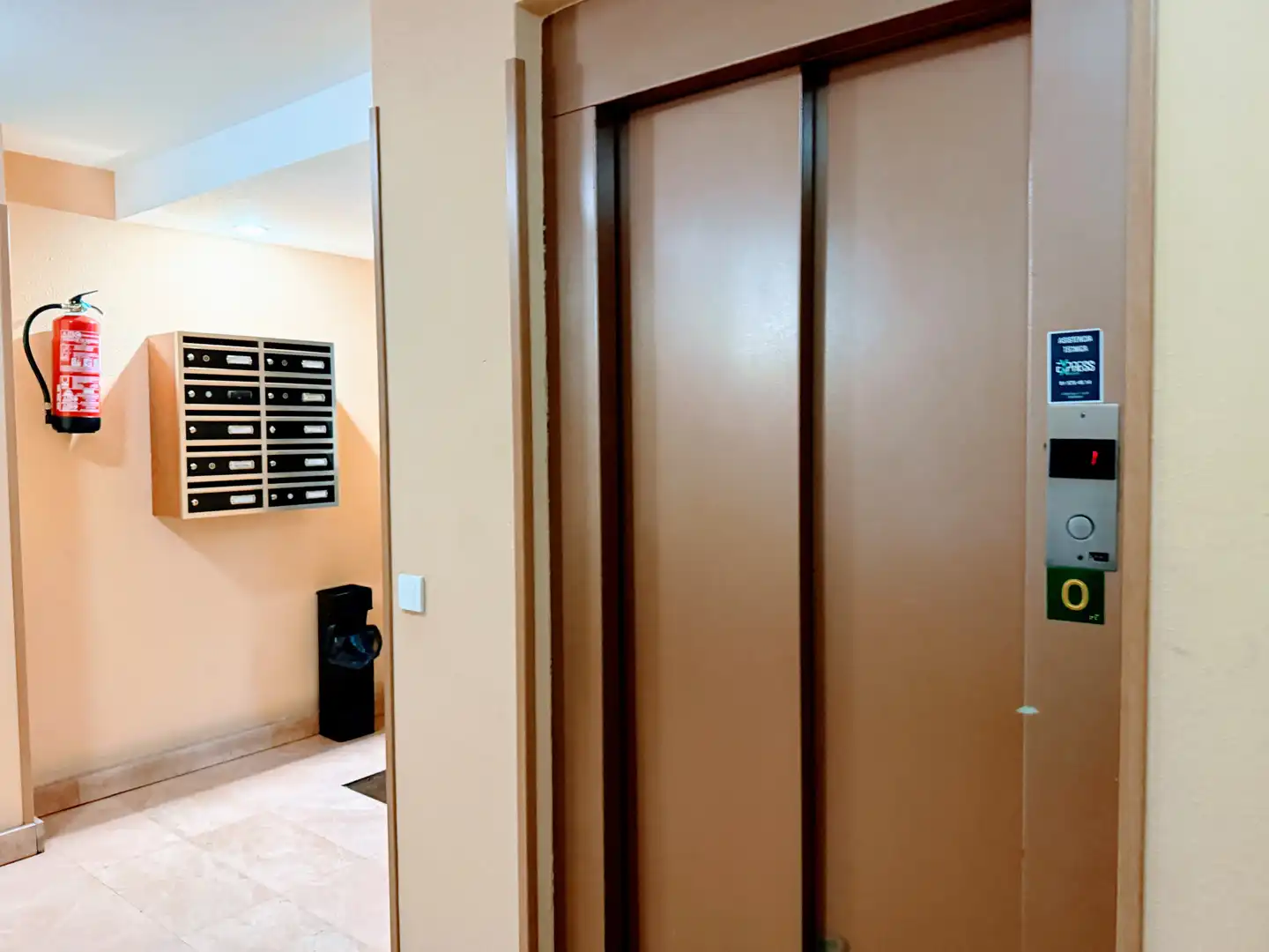 Pis en venda a Calle Tiempos Modernos, 28, Palomeras Bajas Pis en venda en Madrid amb Aire condicionat, Calefacció i Parquet