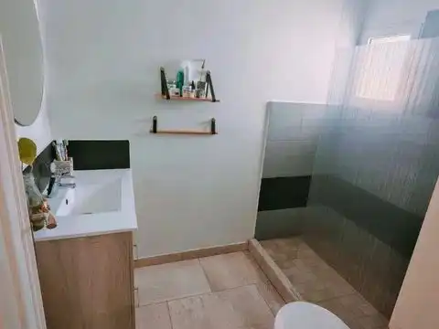Flat for rent in Calle Ontario, 10, La Florida Bathroom of Flat for rent in Orihuela with Air Conditioner, Heating and Private garden