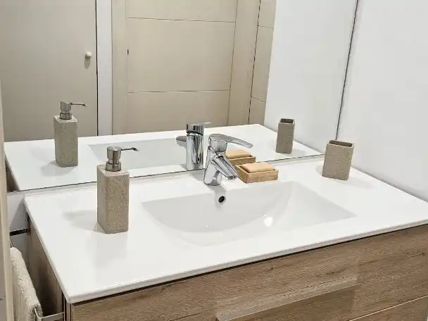 Flat for rent in Carrer Sant Vicenç Ferrer, 7, Alella Bathroom of Flat for rent in Alella with Air Conditioner, Heating and Parquet flooring