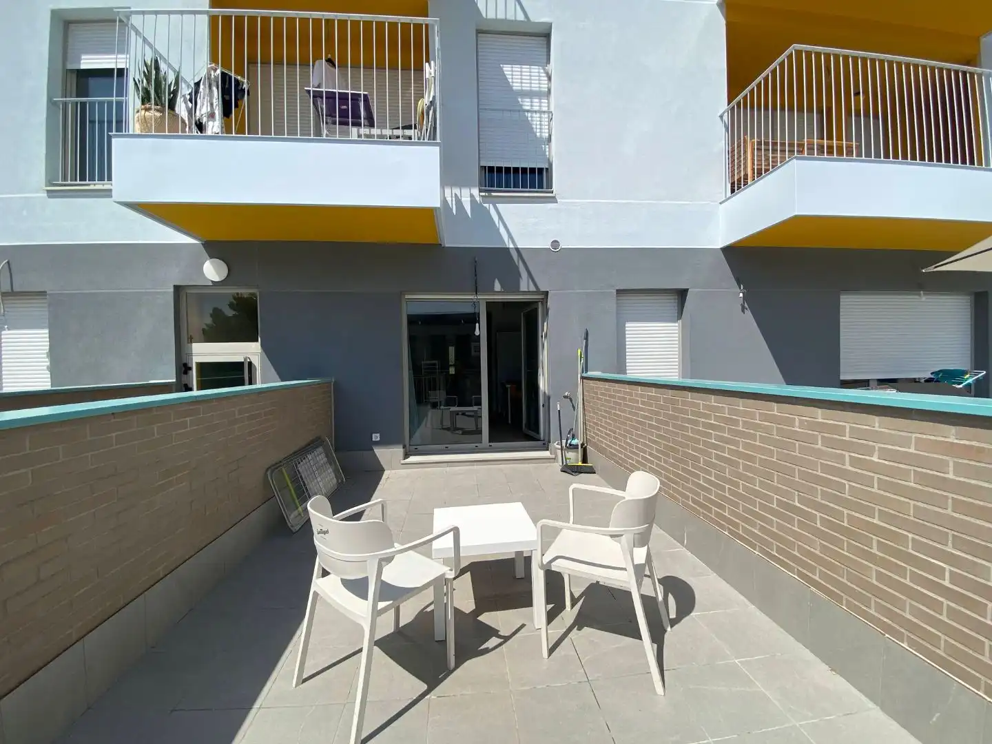Wohnung zur Miete in Calle Fuenteovejuna, 66, Villimar - V1 - V2 - S3 - S4 - San Cristobal Terrasse von Wohnung zur Miete in Burgos mit Heizung, Parkett und Terrasse