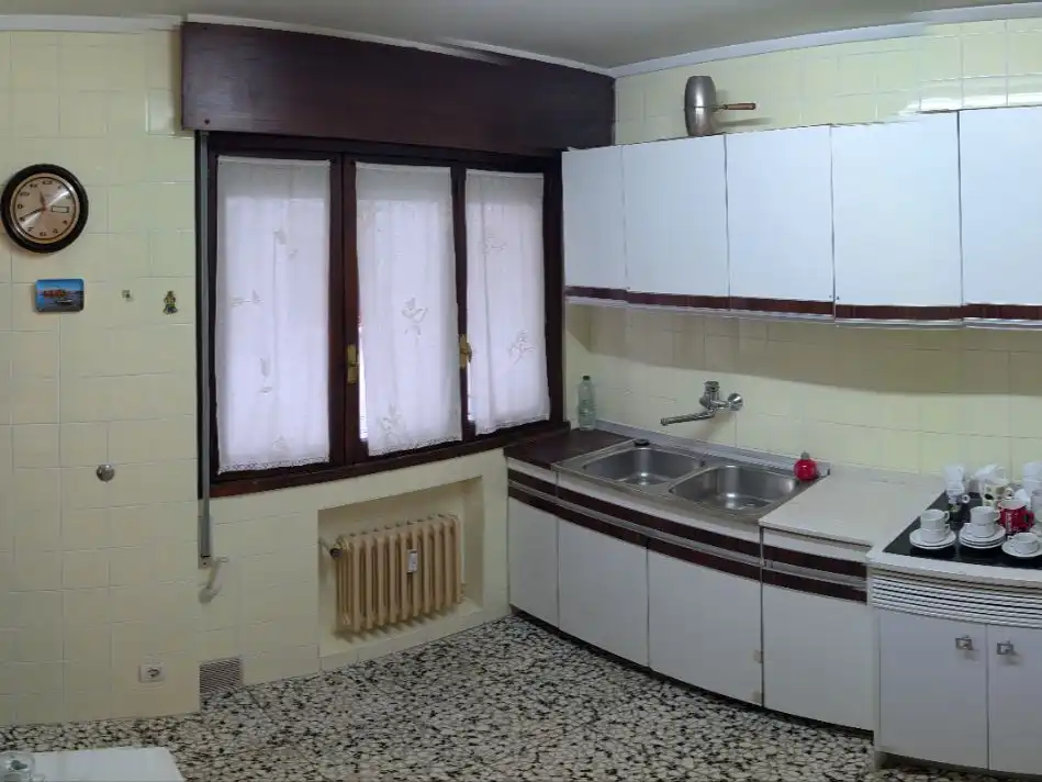 Flat for sale in Calle de la Cámara, 54, Centro Flat for sale in Calle de la Cámara, 54, Centro