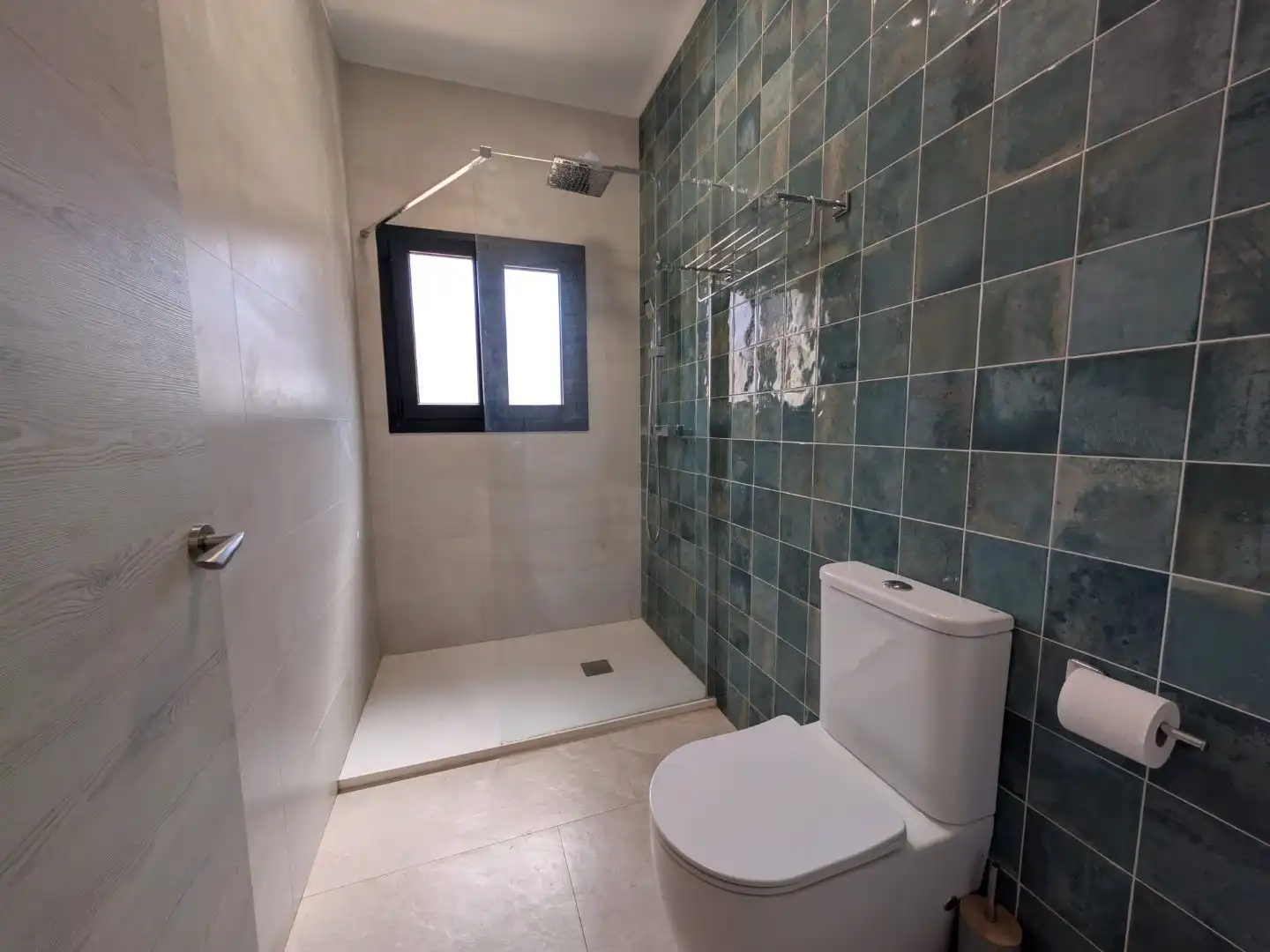 Casa o chalet en venta en Passeig Maragall Baño de Casa o chalet en venta en Gavà con Terraza y Balcón