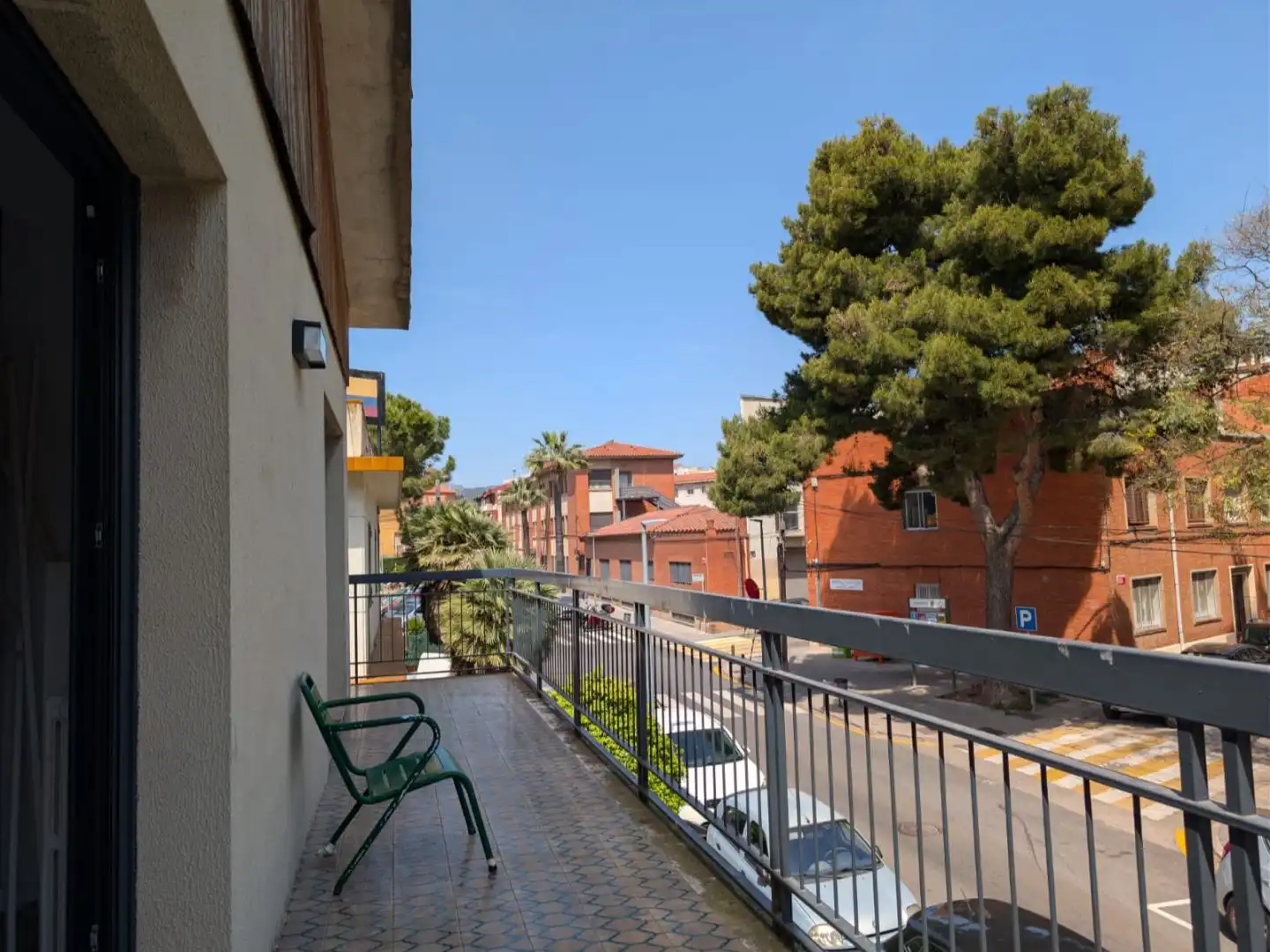 Casa o chalet en venta en Passeig Maragall Vista exterior de Casa o chalet en venta en Gavà con Terraza y Balcón