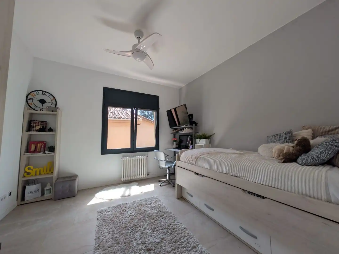 Casa o chalet en venta en Passeig Maragall Habitación de Casa o chalet en venta en Gavà con Terraza y Balcón