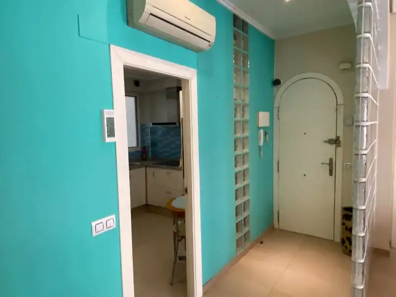 Flat for rent in Carrer del Literat Azorín, 18, Russafa Flat for rent in Valencia with Air Conditioner, Heating and Furnished