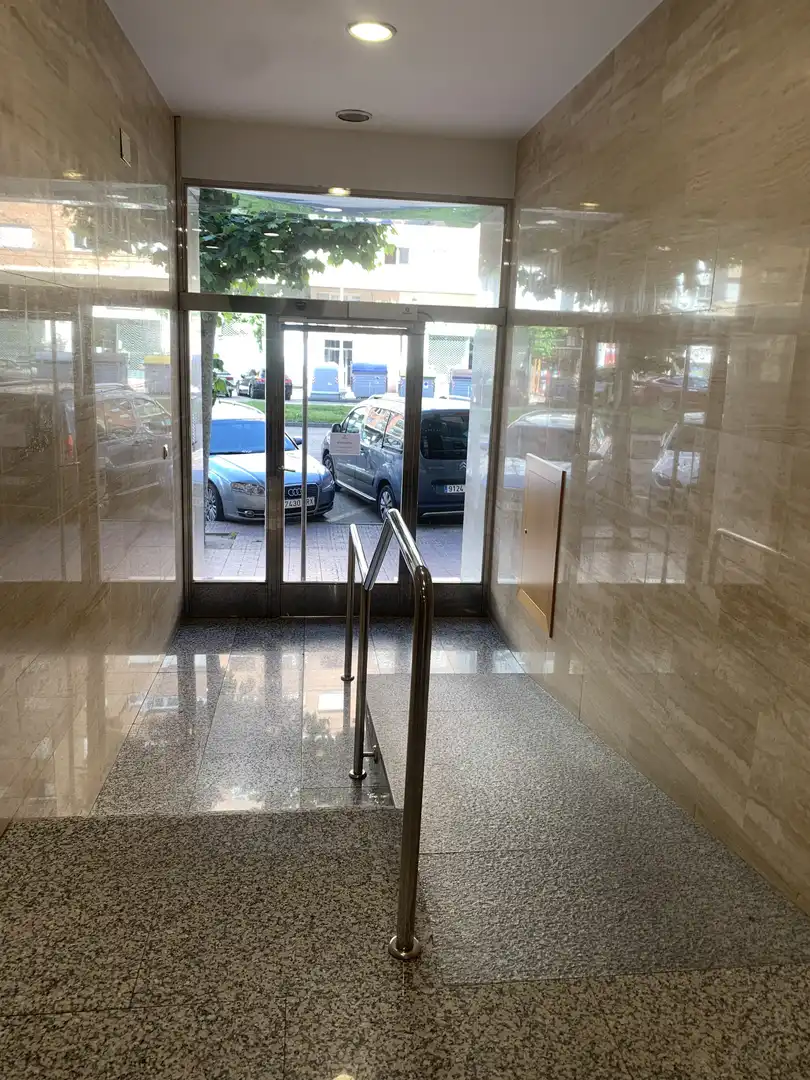 Oficina en venta en Calle de la Igualdad, 34, Gamonal - San Bruno - G9 Oficina en venta en Burgos