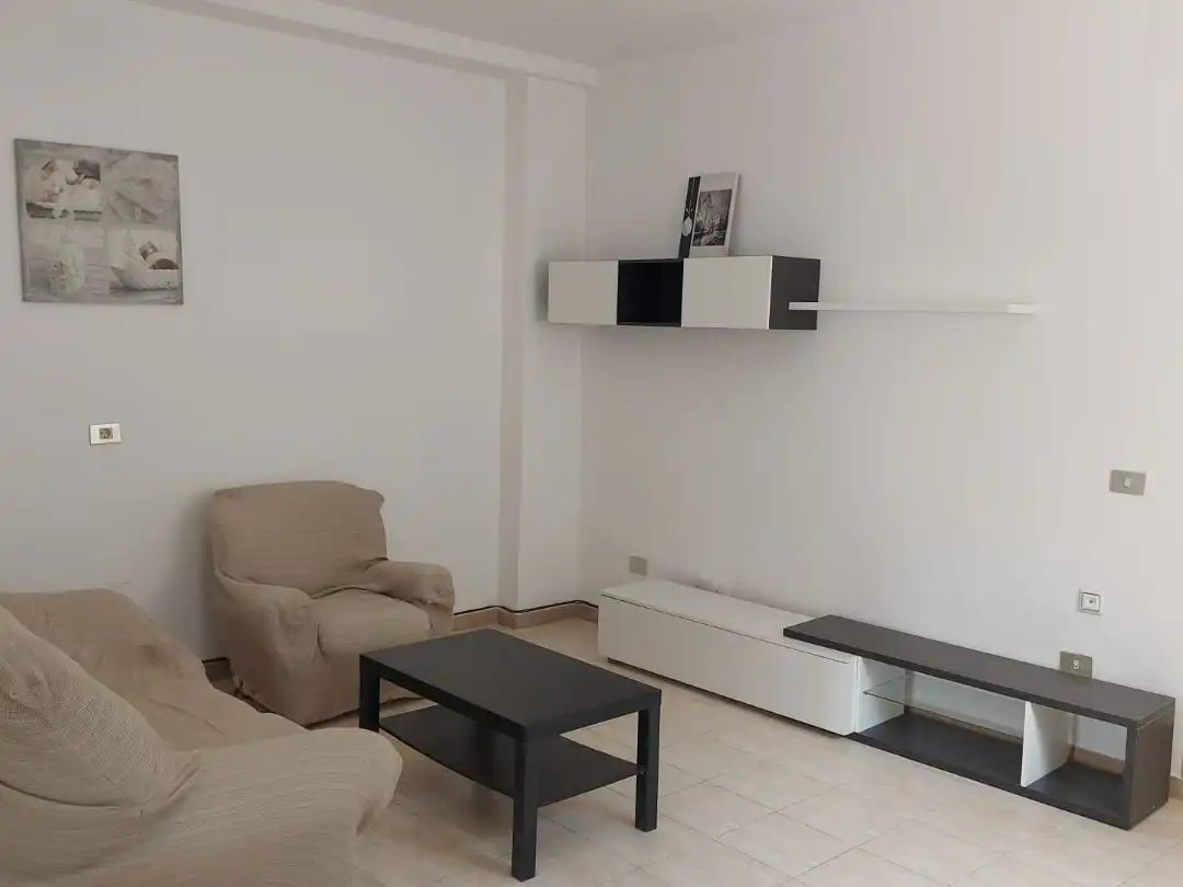 Piso de alquiler en Rúa Penis, 48, Cabral - Candeán Sala de estar de Piso de alquiler en Vigo con Terraza, Amueblado y Balcón