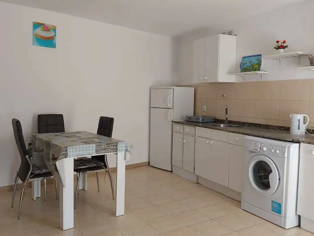 Piso de alquiler en Rúa Penis, 48, Cabral - Candeán Cocina de Piso de alquiler en Vigo con Terraza, Amueblado y Balcón
