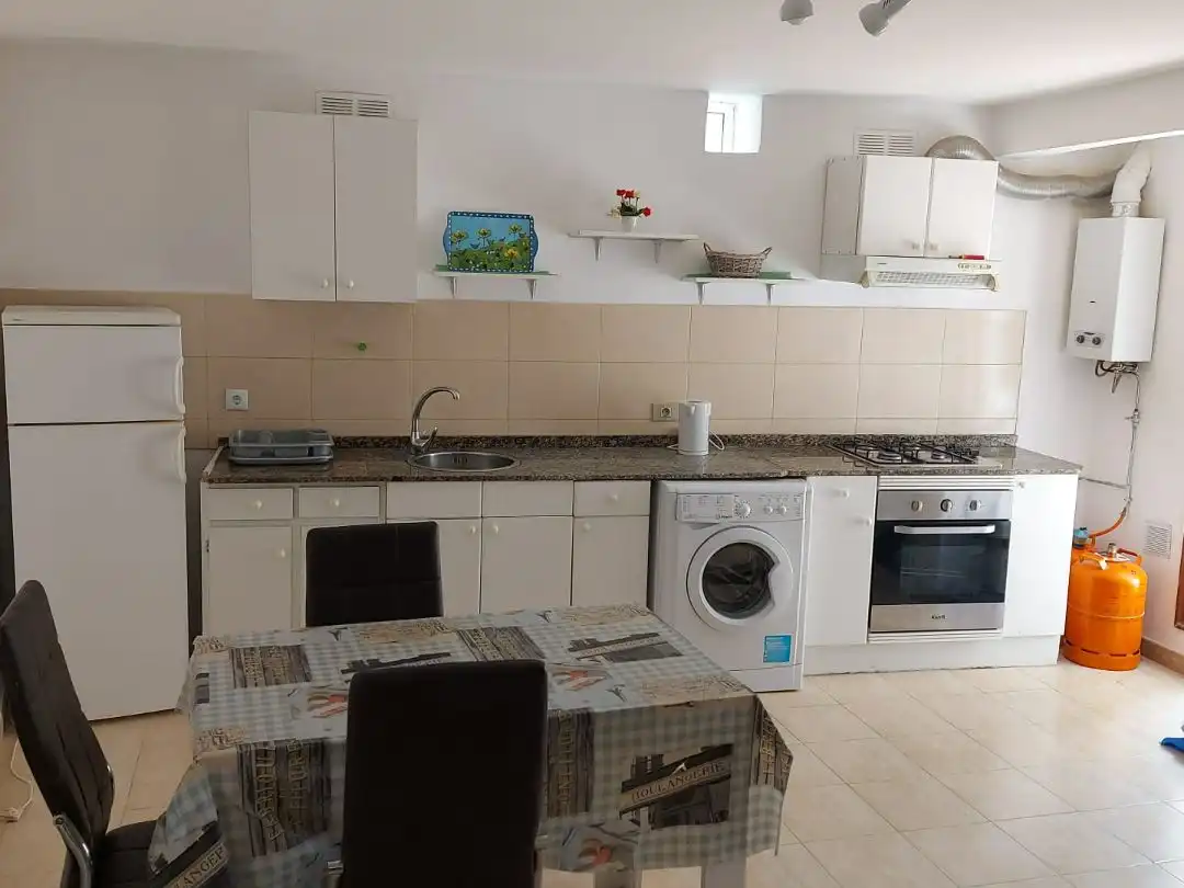 Piso de alquiler en Rúa Penis, 48, Cabral - Candeán Cocina de Piso de alquiler en Vigo con Terraza, Amueblado y Balcón