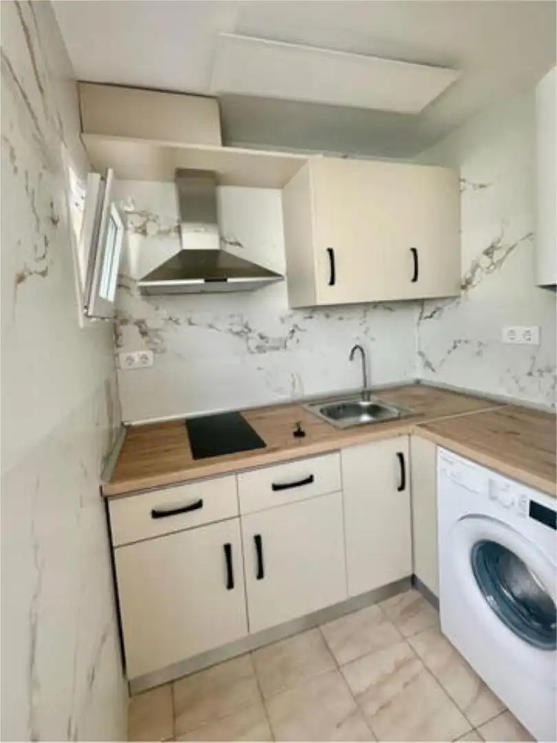 Flat for rent in Renfe - Bulevar 1ª y 2ª Fase