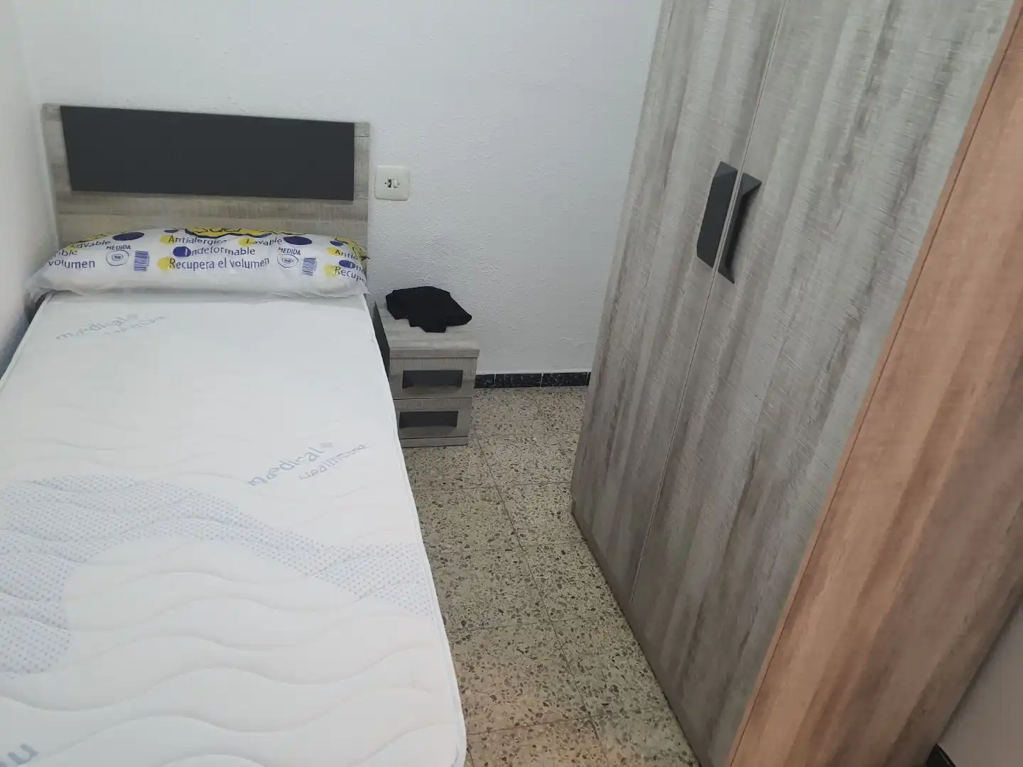 Flat for rent in Carrer del Bisbe Messeguer, 1, Instituts - Universitat Bedroom of Flat for rent in Lleida with Heating, Parquet flooring and Furnished