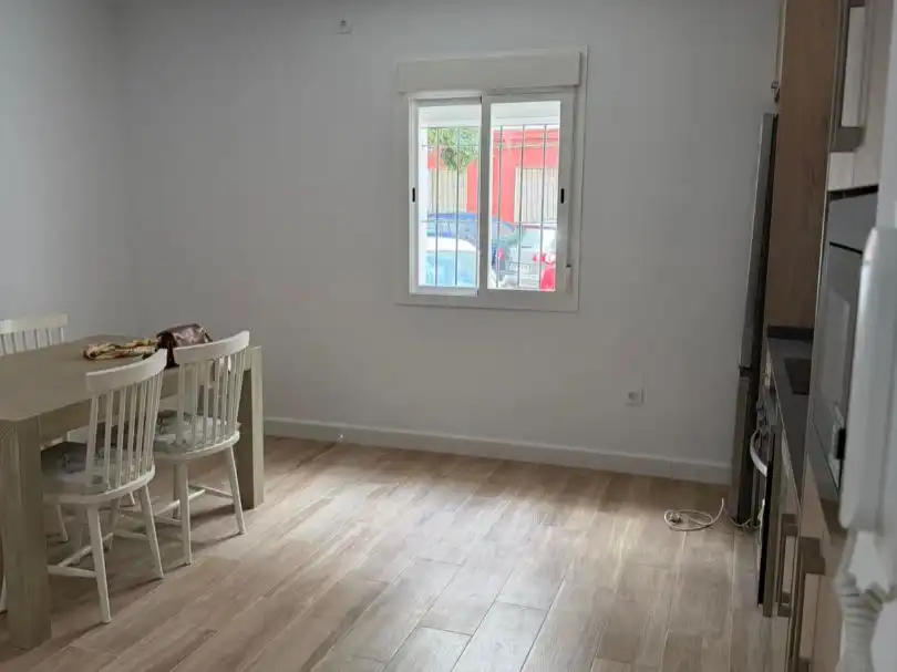 Piso de alquiler en Calle Antonio Machado, 5, El Tardón - El Carmen Habitación de Piso de alquiler en Sevilla