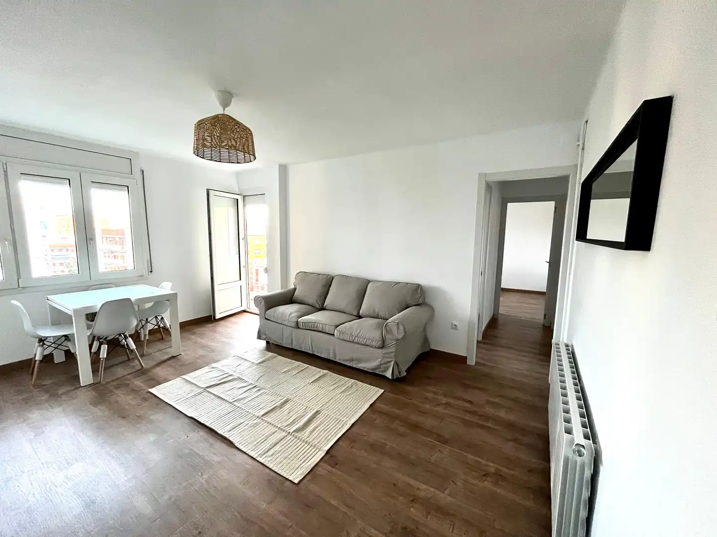 Sala de estar de Piso de alquiler en Cerdanyola del Vallès con Balcón
