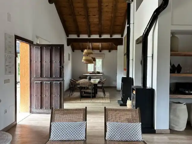 Menjador de Casa o xalet de lloguer en Fresno de Cantespino amb Calefacció, Jardí privat i Parquet