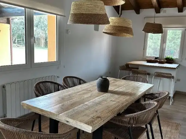 Menjador de Casa o xalet de lloguer en Fresno de Cantespino amb Calefacció, Jardí privat i Parquet