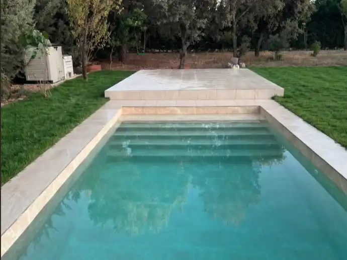 Piscina de Casa o xalet de lloguer en Fresno de Cantespino amb Calefacció, Jardí privat i Parquet