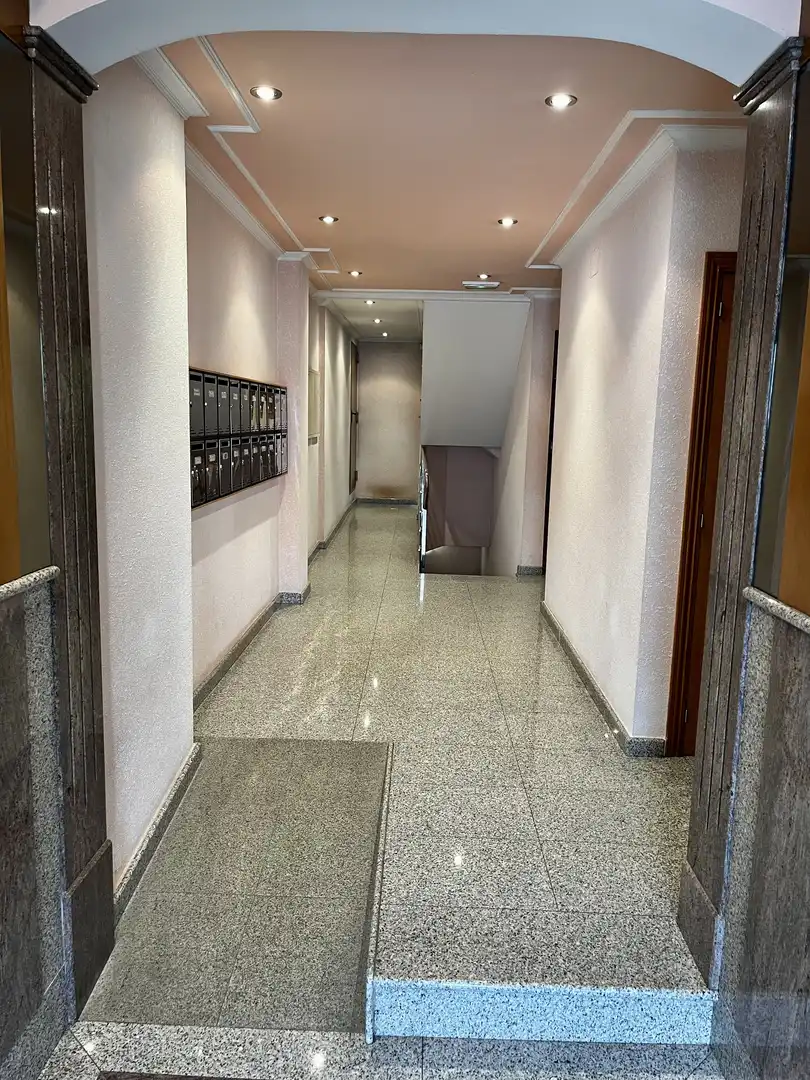 Pis de lloguer a Rúa do Valiño, 35, San Lázaro - Meixonfrío Pis de lloguer en Santiago de Compostela amb Calefacció, Parquet i Traster
