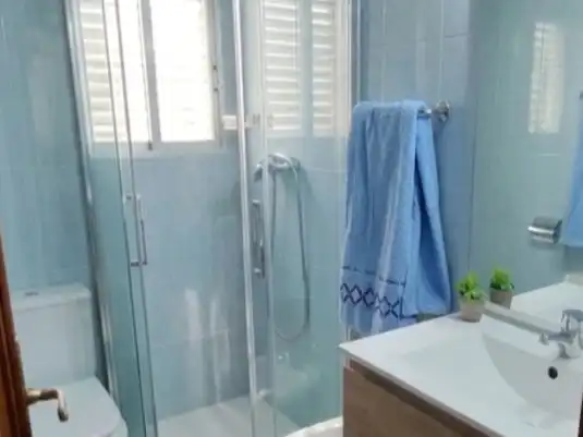 Flat for sale in Calle de Artajona, 25, Valdezarza Bathroom of Flat for sale in Madrid Capital with Air Conditioner and Terrace