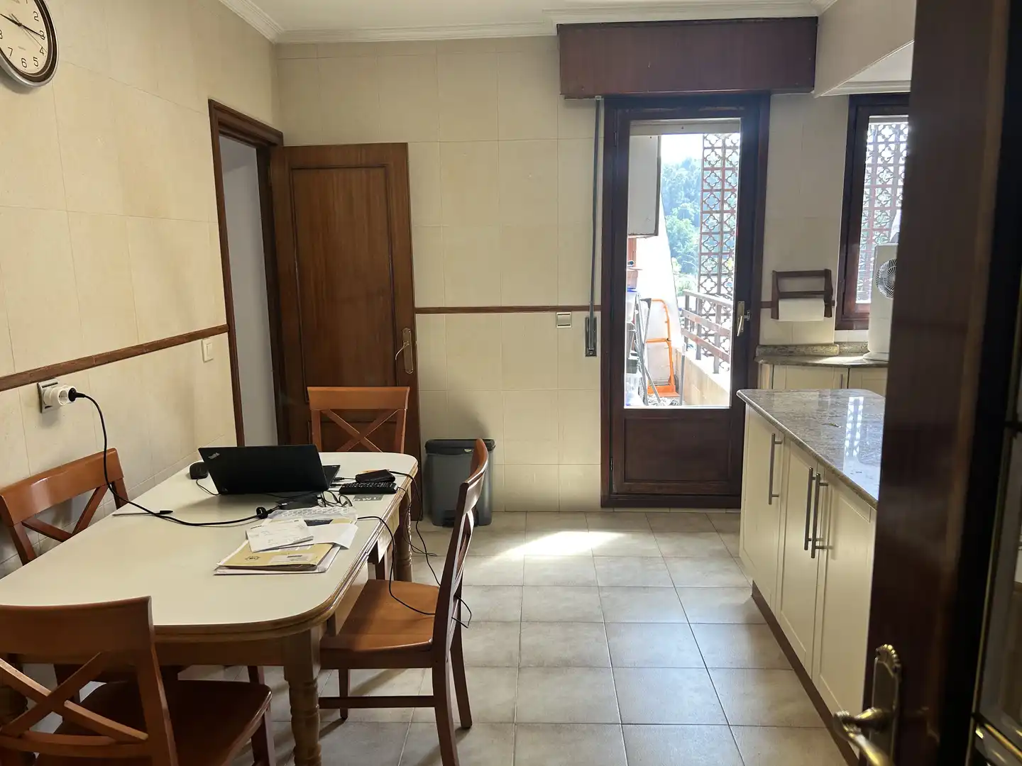 Küche von Wohnung zum Verkauf in Getxo  mit Terrasse und Balkon