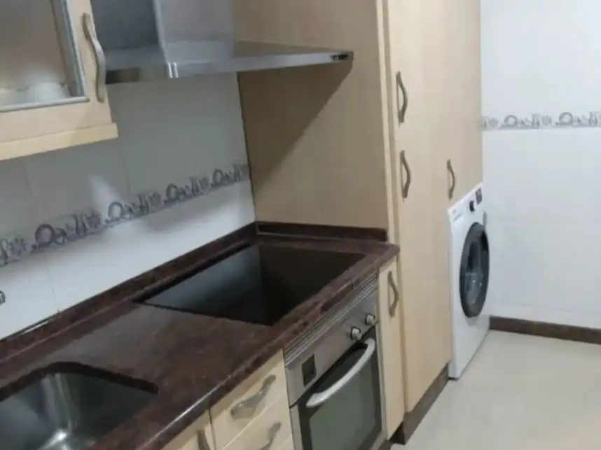 Wohnung zur Miete in Rúa Benito Galcerán, 20, Viveiro Küche von Wohnung zur Miete in Viveiro mit Heizung, Parkett und Möbliert