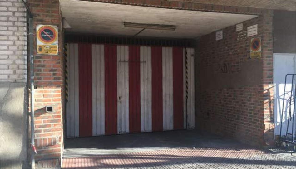 Garage for rent in Centro, Villaviciosa de Odón - image 1 Photo 1 of Garage for rent in Centro, Villaviciosa de Odón