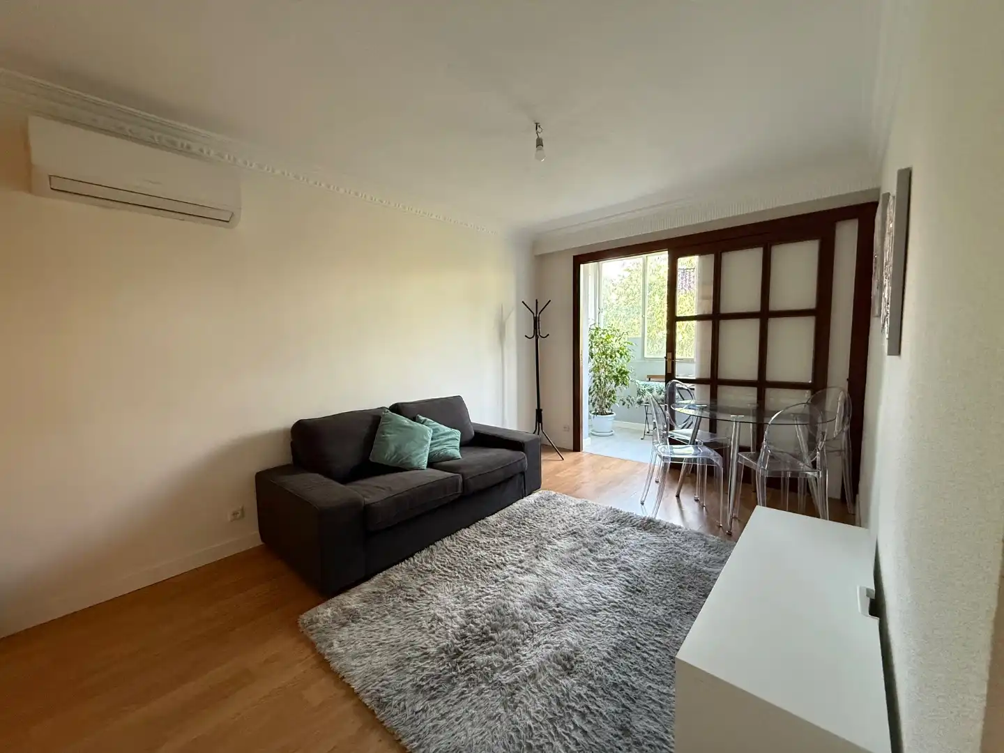Wohnung zur Miete in Los Rosales Wohnzimmer von Wohnung zur Miete in Madrid mit Klimaanlage, Terrasse und Möbliert