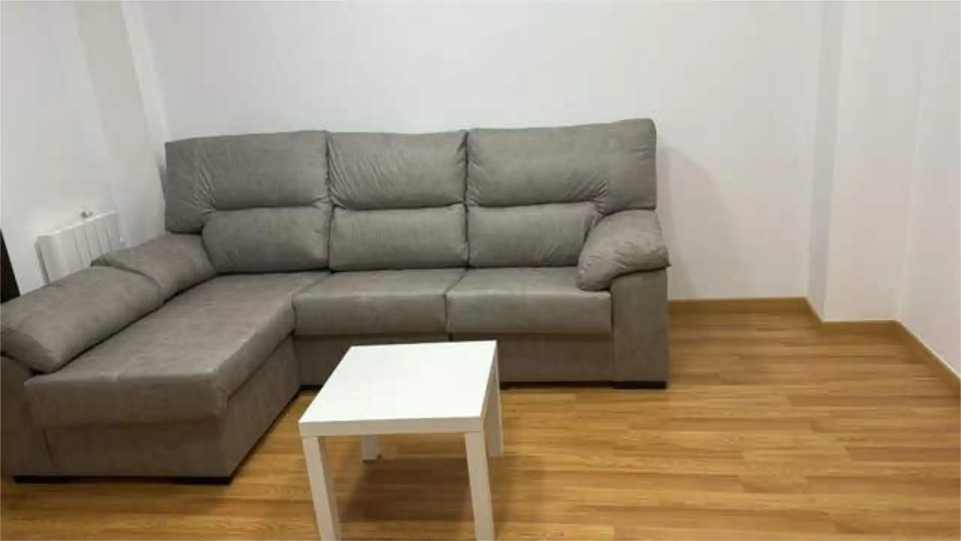 Wohnzimmer von Wohnung zur Miete in Yepes mit Heizung, Schwimmbad und Möbliert