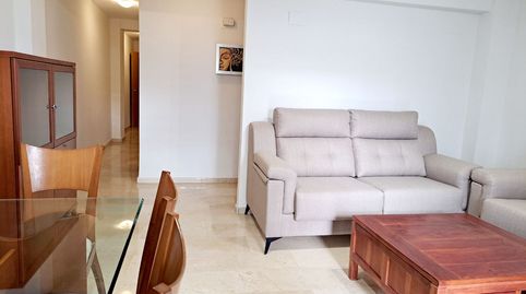 Piso de alquiler en Calle Castilla, 96, Triana Casco Antiguo, Sevilla Capital - imagen 3 Foto 3 de Piso de alquiler en Calle Castilla, 96, Triana Casco Antiguo, Sevilla Capital