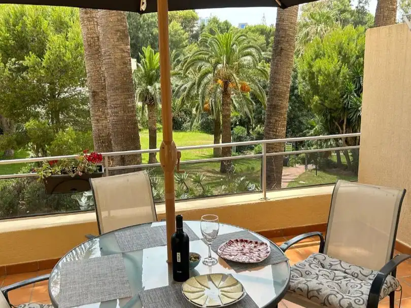 Apartament de lloguer a Calle Ronda del Golf Oeste, 17, Zona Centro Comercial Torrequebrada Terrassa de Apartament de lloguer en Benalmádena amb Aire condicionat, Calefacció i Parquet