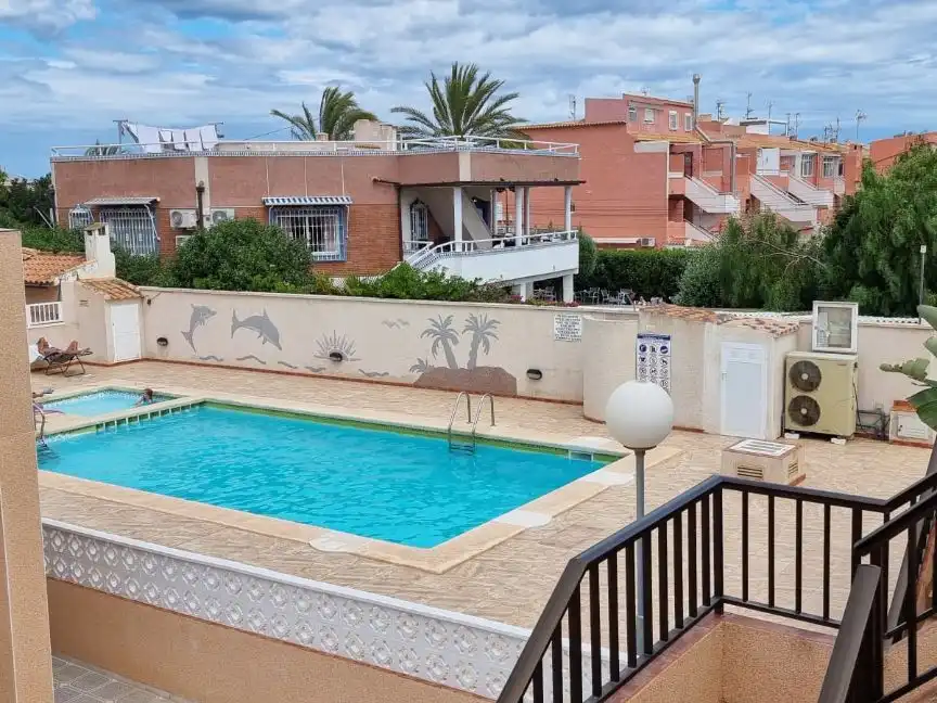 Pis en venda a Calle Camilo José Cela, 6, Zona los Frutales Piscina de Pis en venda en Torrevieja amb Aire condicionat, Terrassa i Piscina