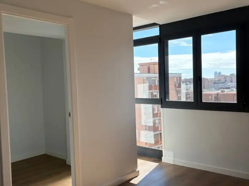Piso en venta en Carrer D'alfons el Magnànim, 77, El Besós i el Maresme Habitación de Piso en venta en Barcelona Capital con Aire acondicionado y Balcón