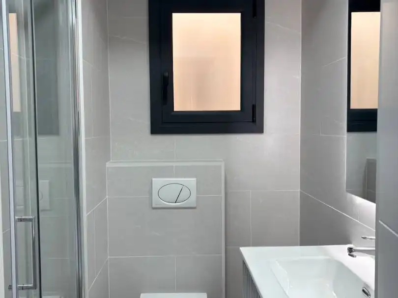 Piso en venta en Carrer D'alfons el Magnànim, 77, El Besós i el Maresme Baño de Piso en venta en Barcelona Capital con Aire acondicionado y Balcón