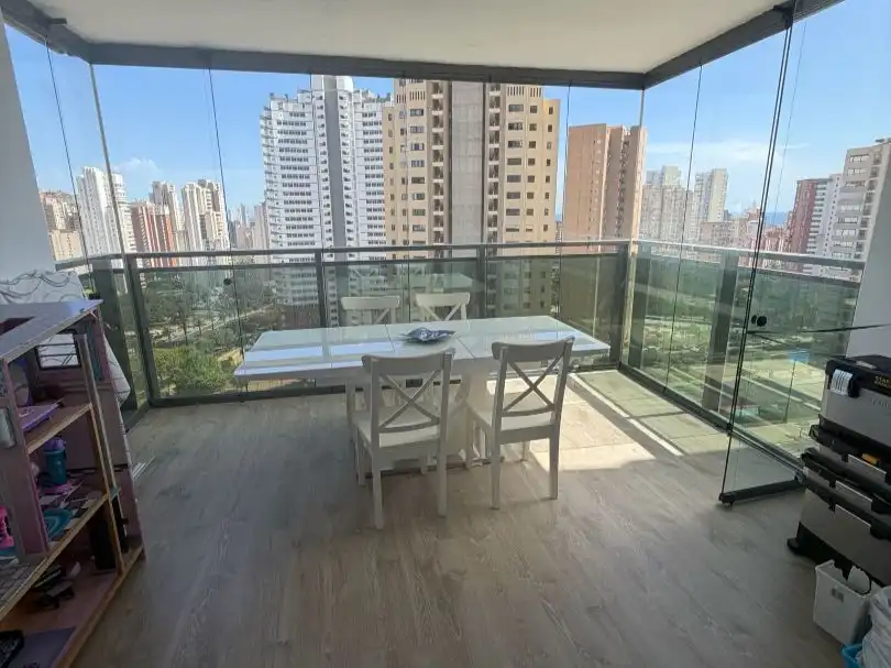Wohnung zum Verkauf in Avenida del Municipi, 14, Juzgados - Plaza de Toros Terrasse von Wohnung zum Verkauf in Benidorm mit Klimaanlage, Heizung und Parkett