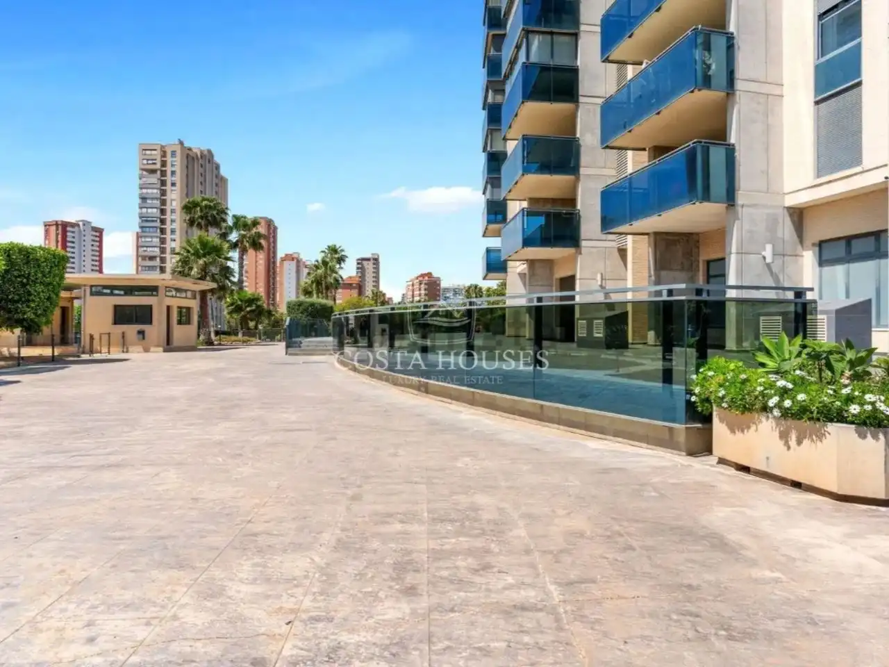 Wohnung zum Verkauf in Avenida del Municipi, 14, Juzgados - Plaza de Toros Terrasse von Wohnung zum Verkauf in Benidorm mit Klimaanlage, Heizung und Parkett