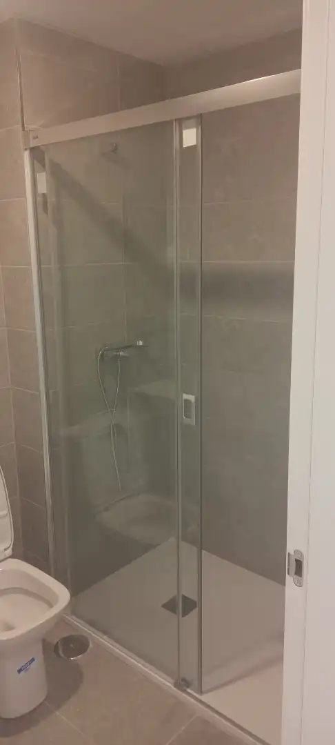 Bathroom of Flat for share in Mijas  with Air Conditioner, Terrace and Swimming Pool