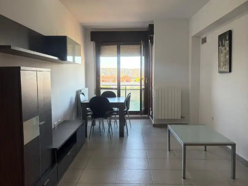 Piso de alquiler en Avenida de Logroño, 77, Casetas - Villarrapa Sala de estar de Piso de alquiler en Zaragoza con Aire acondicionado, Calefacción y Trastero