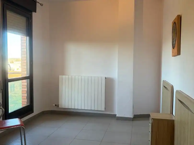 Piso de alquiler en Avenida de Logroño, 77, Casetas - Villarrapa Habitación de Piso de alquiler en Zaragoza con Aire acondicionado, Calefacción y Trastero