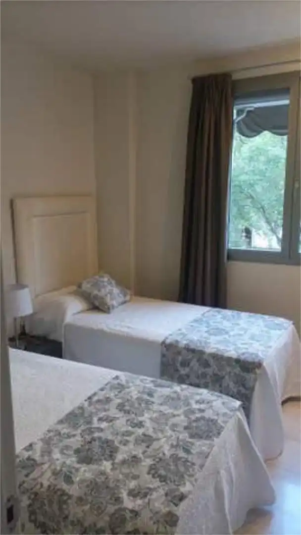 Apartments for rent in Barrio del Nervión Bedroom of Apartments for rent in Sevilla with Heating, Terrace and Furnished