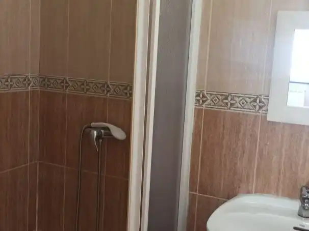 Flat for rent in Calle Gütenberg, 17, Carmelitas Bathroom of Flat for rent in Salamanca Capital with Balcony
