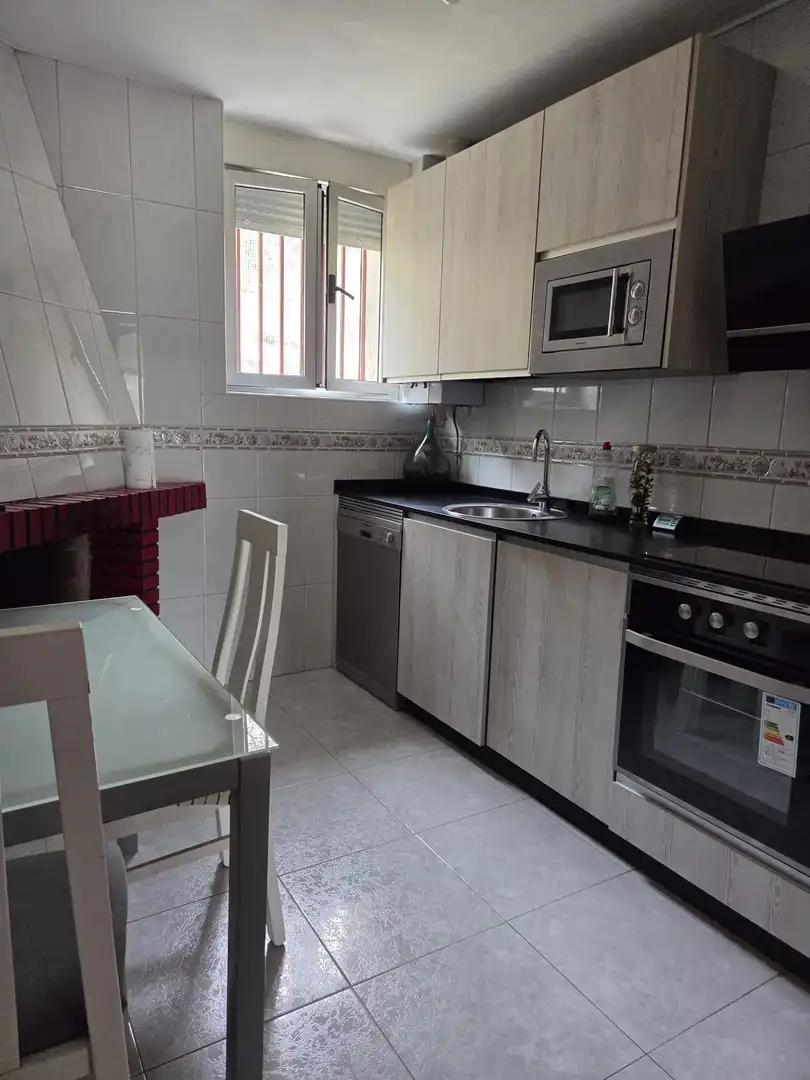 Wohnung zum Verkauf in Calle Salas Pombo, 43, Sanchotello Küche von Wohnung zum Verkauf in Sanchotello mit Abstellraum, Möbliert und Balkon